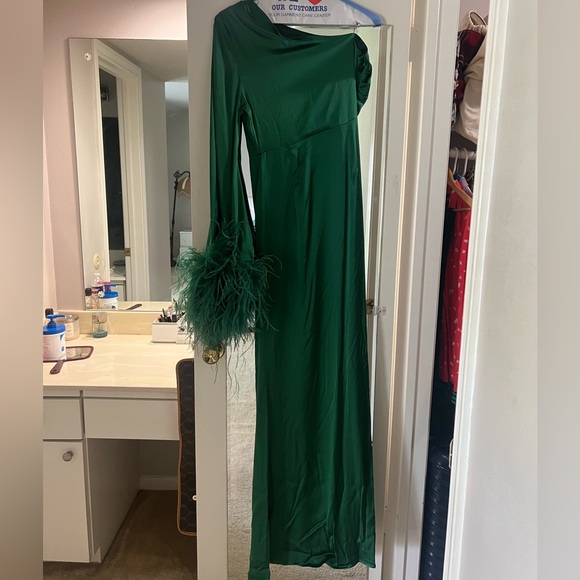 Emerald gown - Picture 5 of 5